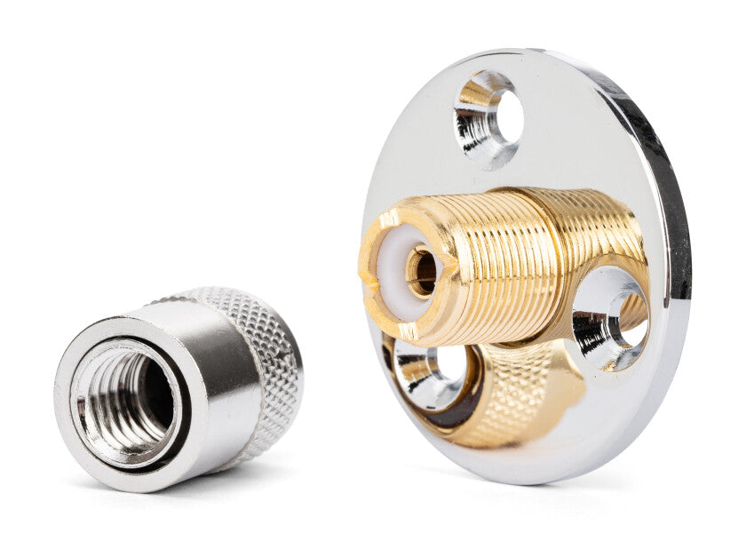 Passe-pont étanche pour câble coaxial rg213