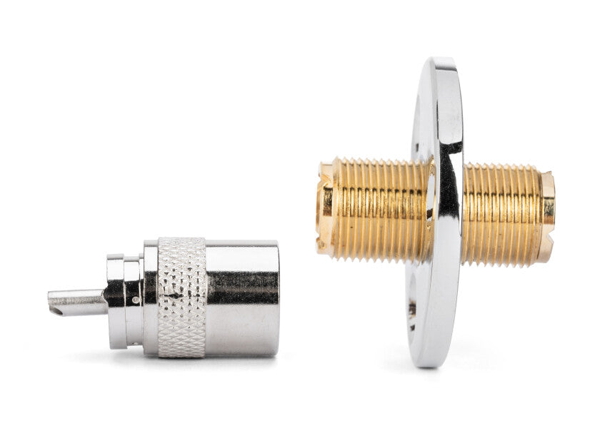 Passe-pont étanche pour câble coaxial rg213